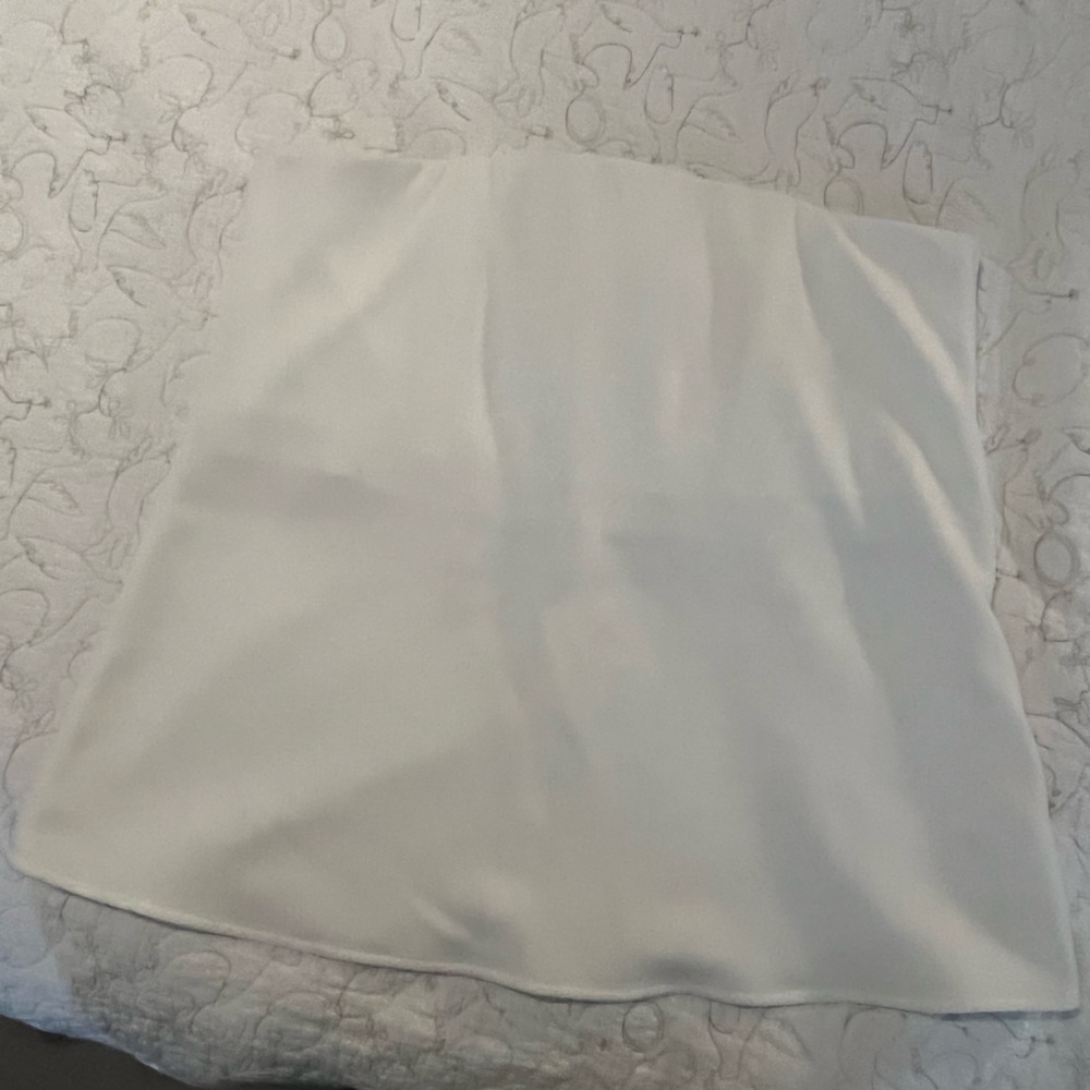Tuckernuck strapless crepe Marin top white L